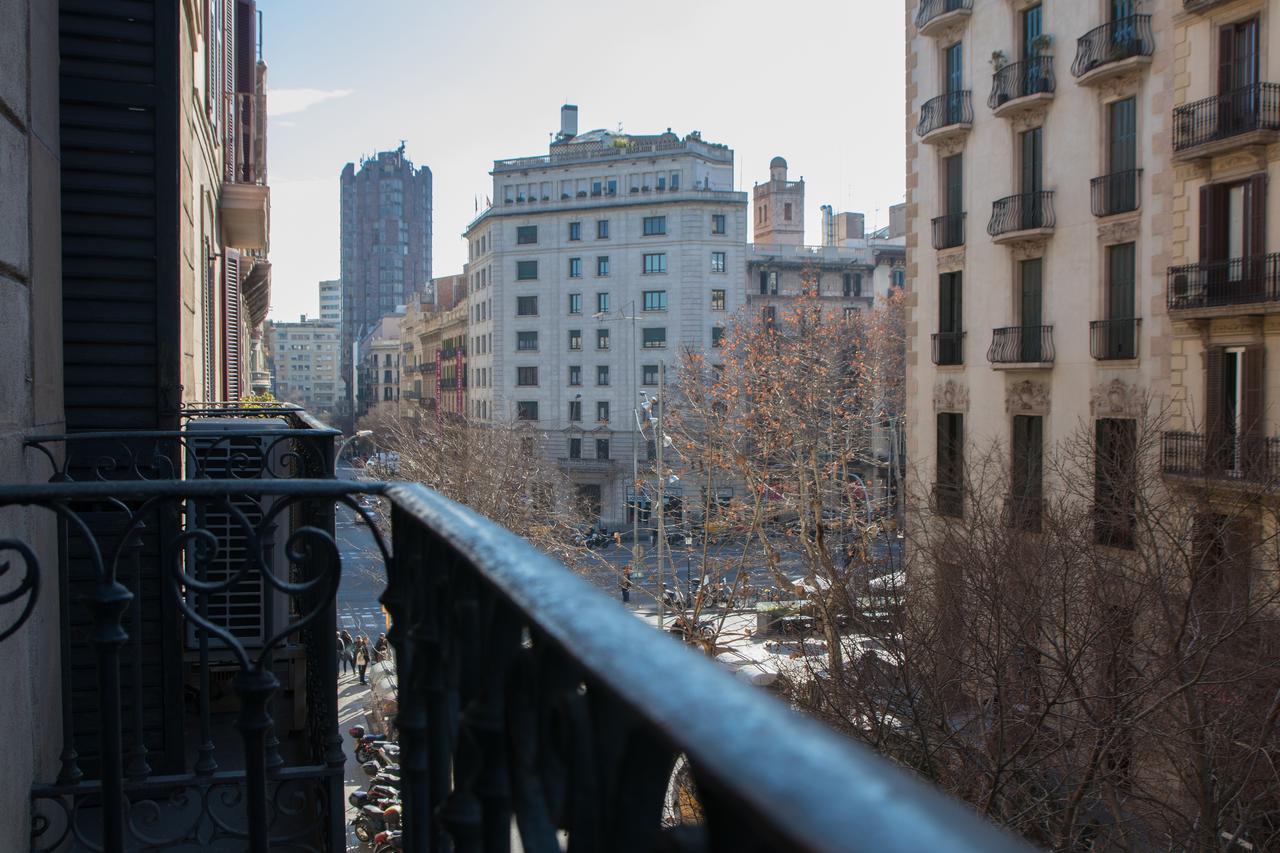 Sant Jordi Alberg Barcelone Extérieur photo