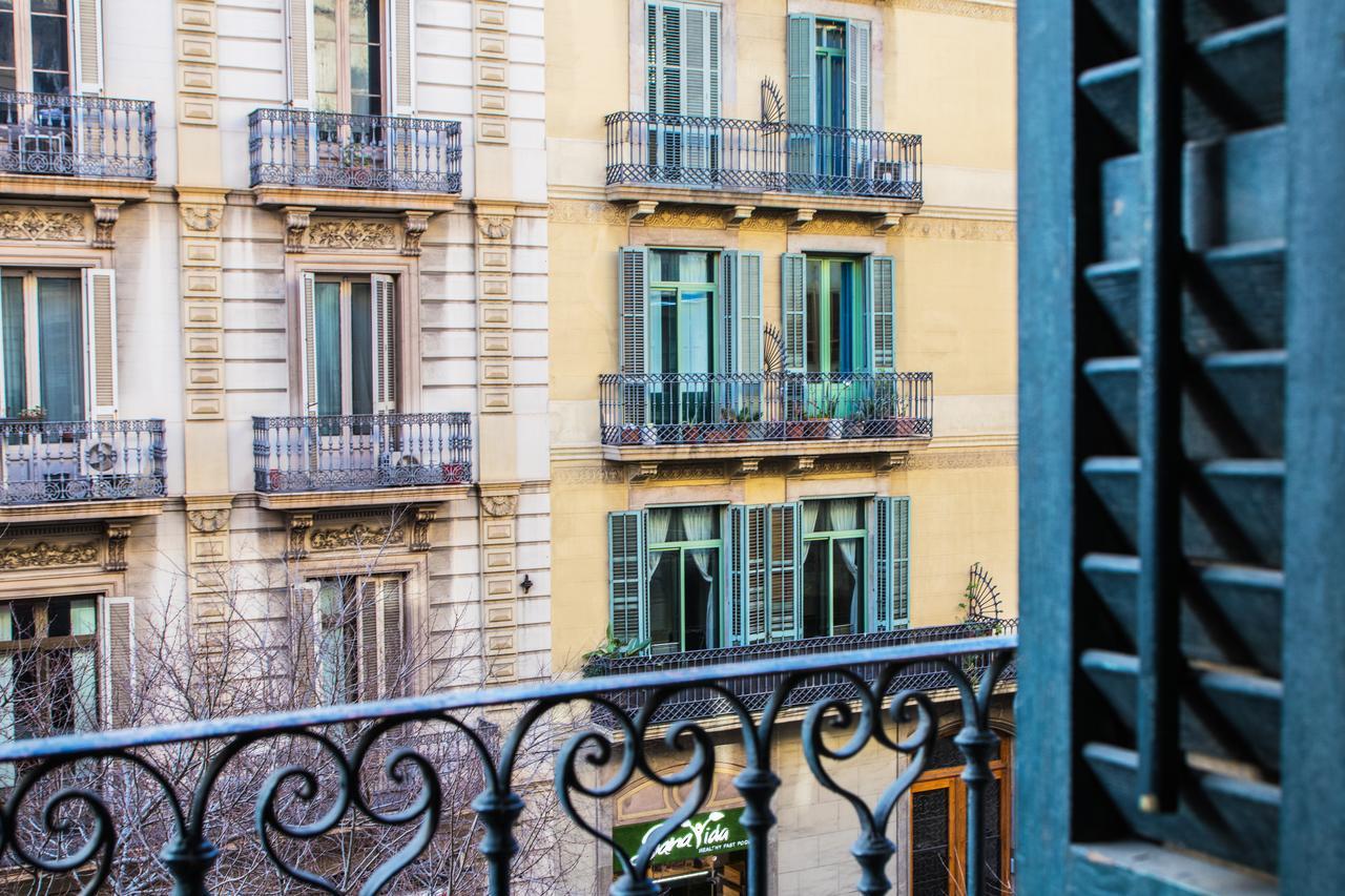 Sant Jordi Alberg Barcelone Extérieur photo
